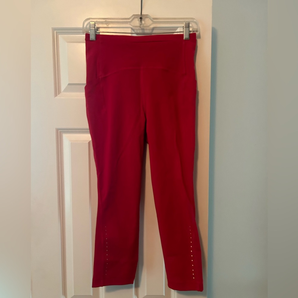 Lululemon Swift Speed cropped leggings size 6